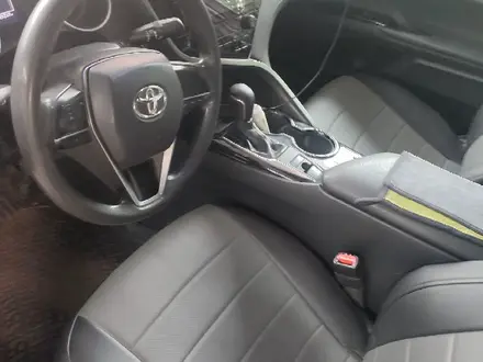 Toyota Camry 2018 года за 11 500 000 тг. в Караганда – фото 14