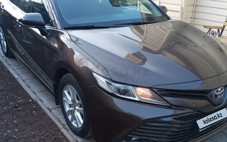 Toyota Camry 2018 года за 11 500 000 тг. в Караганда