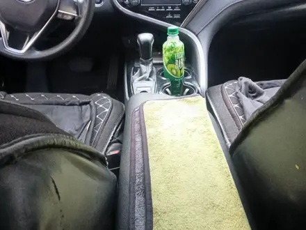 Toyota Camry 2018 года за 11 500 000 тг. в Караганда – фото 6