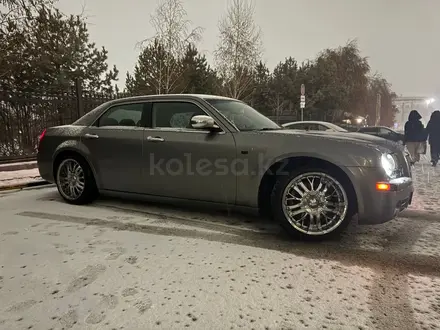 Chrysler 300C 2006 года за 5 500 000 тг. в Алматы – фото 9