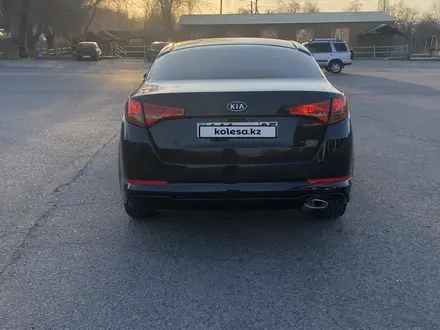 Kia K5 2013 года за 6 000 000 тг. в Алматы – фото 4