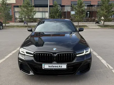 BMW 530 2022 года за 27 900 000 тг. в Астана