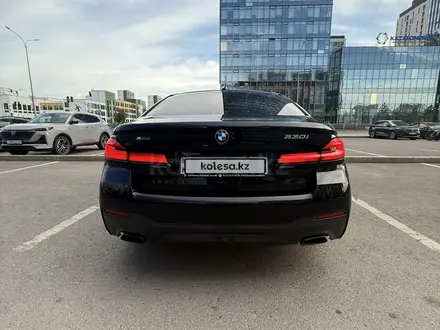 BMW 530 2022 года за 27 900 000 тг. в Астана – фото 5