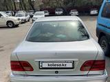 Mercedes-Benz E 230 1996 года за 1 800 000 тг. в Алматы – фото 3