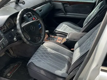 Mercedes-Benz E 230 1996 года за 1 800 000 тг. в Алматы – фото 7