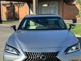 Lexus ES 300h 2024 годаүшін29 000 000 тг. в Шымкент – фото 4