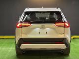 Toyota RAV4 Luxe+ 2025 года за 17 000 000 тг. в Алматы – фото 3