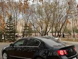 Volkswagen Passat 2010 годаүшін4 800 000 тг. в Астана – фото 2
