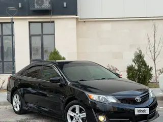 Toyota Camry, 2014
