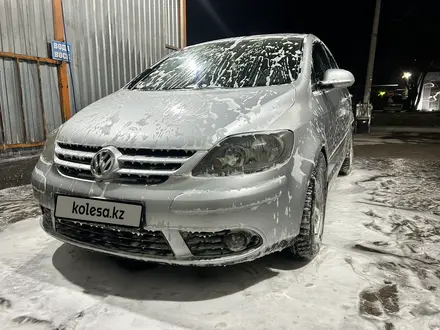 Volkswagen Golf Plus 2005 года за 2 800 000 тг. в Алматы – фото 6