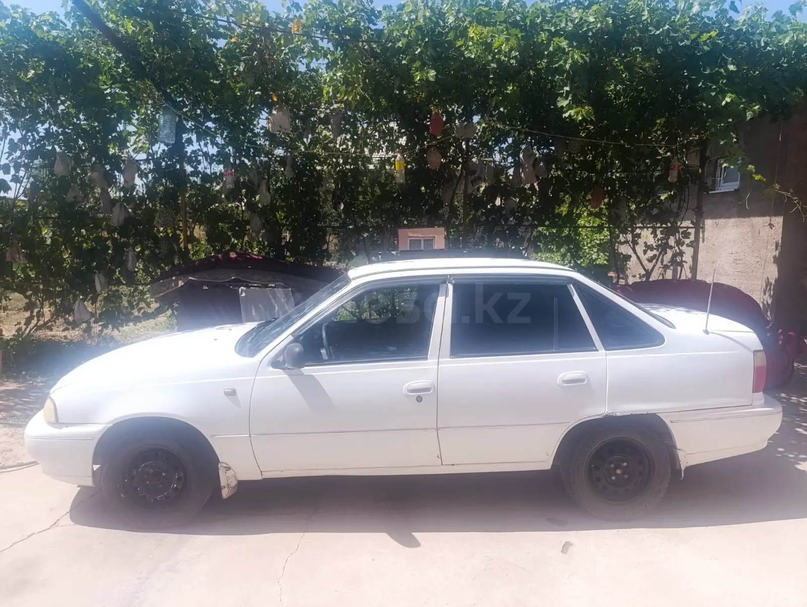 Daewoo Nexia, 2000