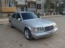 Mercedes-Benz E-Class, 1991