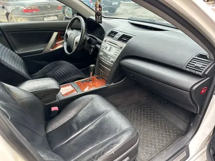 Toyota Camry 2008 года за 3 400 000 тг. в Атырау – фото 12