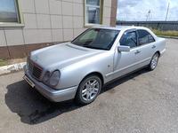 Mercedes-Benz E 230 1996 годаfor2 599 999 тг. в Астана