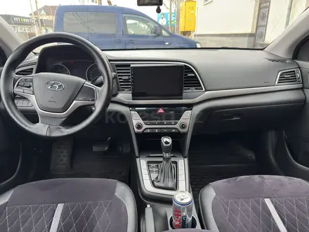 Hyundai Elantra 2018 года за 8 100 000 тг. в Тараз – фото 10