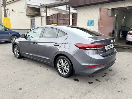 Hyundai Elantra 2018 года за 8 100 000 тг. в Тараз – фото 17