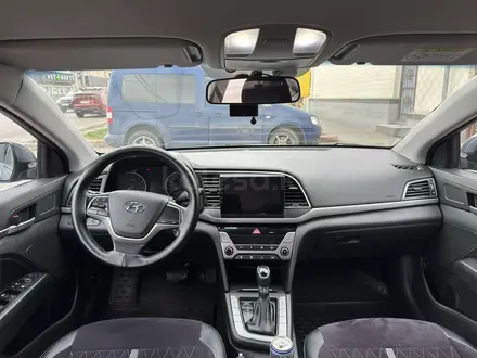 Hyundai Elantra 2018 года за 8 100 000 тг. в Тараз – фото 37