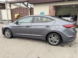 Hyundai Elantra 2018 годаүшін8 100 000 тг. в Тараз – фото 3