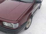 Volkswagen Passat 1991 годаүшін900 000 тг. в Калбатау – фото 2