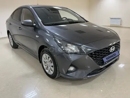 Hyundai Accent 2021 года за 6 500 000 тг. в Актау – фото 3