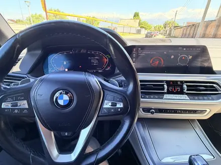 BMW X5 2021 года за 28 500 000 тг. в Алматы – фото 14