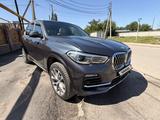 BMW X5 2021 годаүшін28 500 000 тг. в Алматы – фото 3