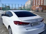 Hyundai Elantra 2018 года за 8 300 000 тг. в Уральск – фото 4