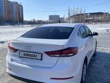 Hyundai Elantra 2018 года за 8 000 000 тг. в Уральск – фото 3