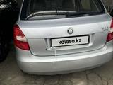 Skoda Fabia 2010 года за 3 000 000 тг. в Алматы – фото 3