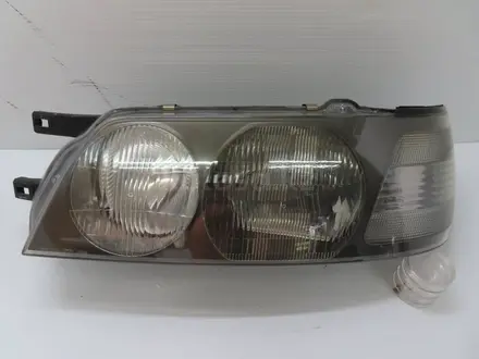 Фары Nissan Bluebird EU14 за 60 000 тг. в Усть-Каменогорск – фото 3