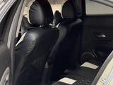 Chevrolet Cruze 2013 года за 3 499 900 тг. в Усть-Каменогорск – фото 2