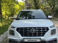 Hyundai Venue 2021 года за 9 000 000 тг. в Шымкент