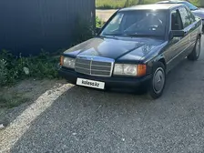 Mercedes-Benz 190, 1988