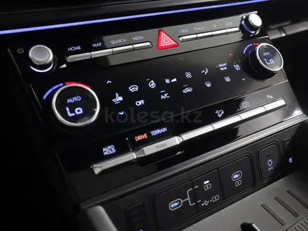 Hyundai Santa Fe Calligraphy 2025 года за 21 790 000 тг. в Астана – фото 24