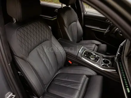 BMW X7 2023 года за 75 500 000 тг. в Алматы – фото 16