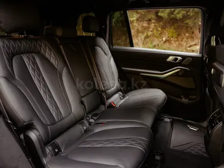 BMW X7 2023 года за 75 500 000 тг. в Алматы – фото 20