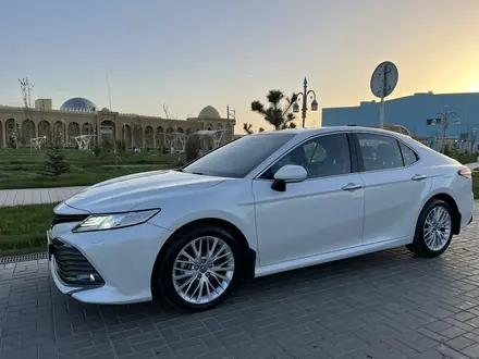 Toyota Camry 2020 года за 15 500 000 тг. в Туркестан – фото 29