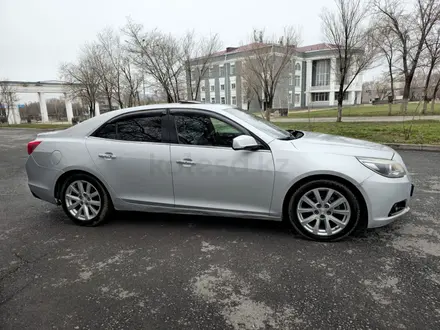 Chevrolet Malibu 2013 года за 4 900 000 тг. в Караганда – фото 3