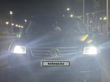 Volkswagen Touareg 2007 года за 4 500 000 тг. в Астана – фото 2