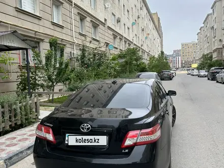 Toyota Camry 2010 года за 7 300 000 тг. в Жанаозен