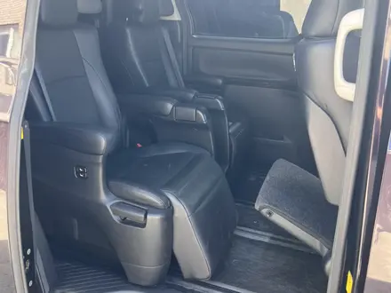 Toyota Vellfire 2012 года за 7 200 000 тг. в Актобе – фото 3