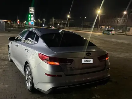 Kia Optima 2018 года за 6 500 000 тг. в Уральск – фото 3