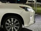 Lexus LX 570 2017 года за 36 500 000 тг. в Алматы – фото 4