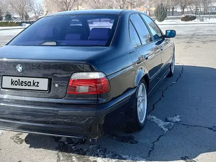 BMW 528 1999 года за 4 150 000 тг. в Талдыкорган – фото 3