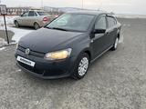 Volkswagen Polo 2012 года за 3 200 000 тг. в Атырау – фото 2