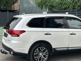 Mitsubishi Outlander 2015 года за 8 500 000 тг. в Алматы – фото 4