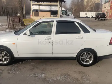 ВАЗ (Lada) Priora 2170 2015 года за 3 000 000 тг. в Усть-Каменогорск – фото 3