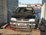 Volkswagen Golf 1994 годаүшін1 600 000 тг. в Сарыагаш