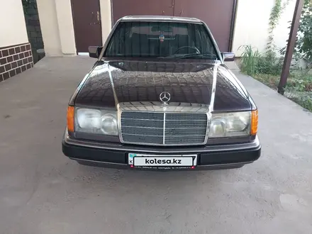 Mercedes-Benz E 230 1992 года за 2 100 000 тг. в Шымкент – фото 2