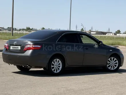 Toyota Camry 2006 года за 6 300 000 тг. в Астана – фото 2